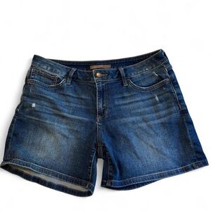 👖 Joe's Jeans The Finn Mid-Rise Distressed Denim Shorts - Size 32 👖